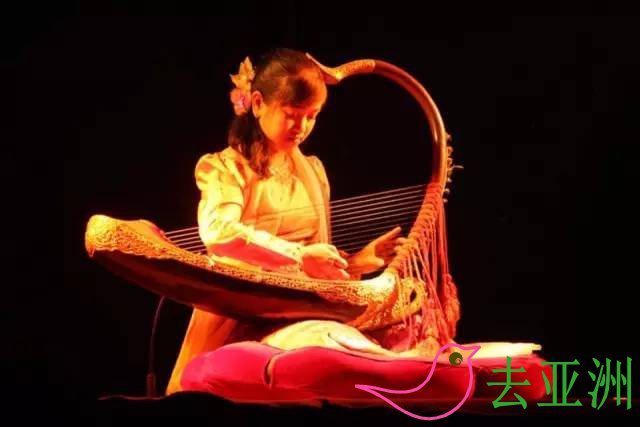 你应该知道的缅甸乐器：缅甸乐器弯琴、围鼓和竹排琴，被称为缅甸乐器的三宝