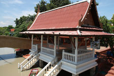 昭帕亚泰国寺院Wat Yai Chai Mongkhon