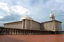 伊斯蒂克拉尔清真寺Mesjid Istiqlal