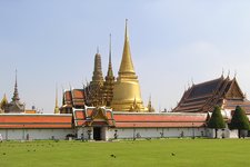 Wat Phra Si Chom Thong Insight Meditation Centre
