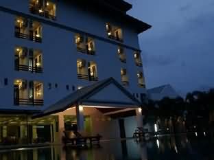 瓦拉旺度假村酒店